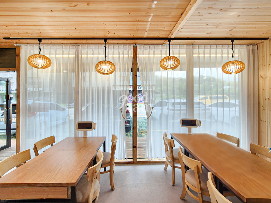 이천커튼 이천마장 미월쌀국수 매장쉬폰커튼 설치 시공